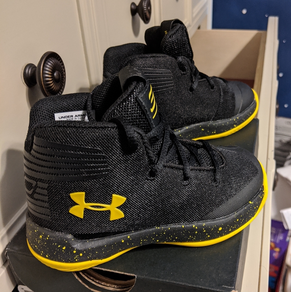 Under armour toddler shoes
